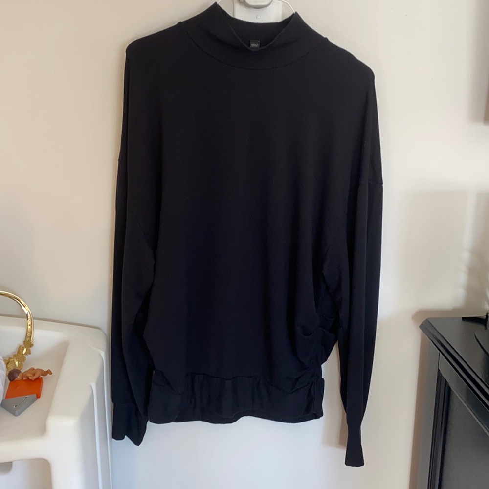 Mock neck express black sweater